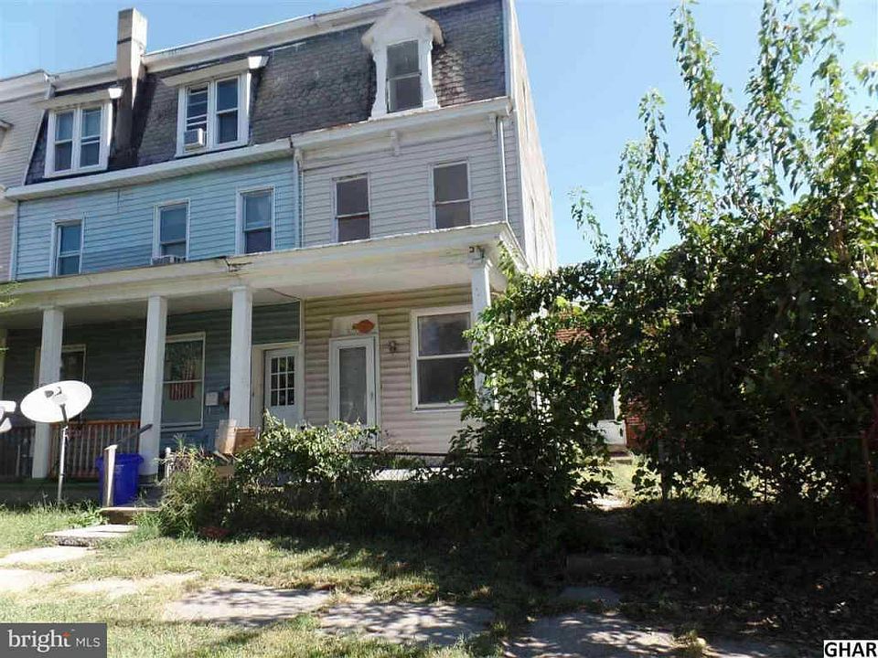 2nd image of 919 Norwood St