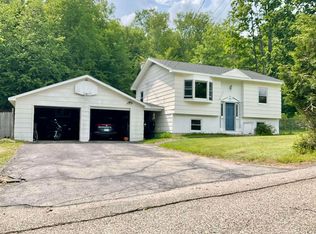 15 Bret St, Berlin, NH 03570