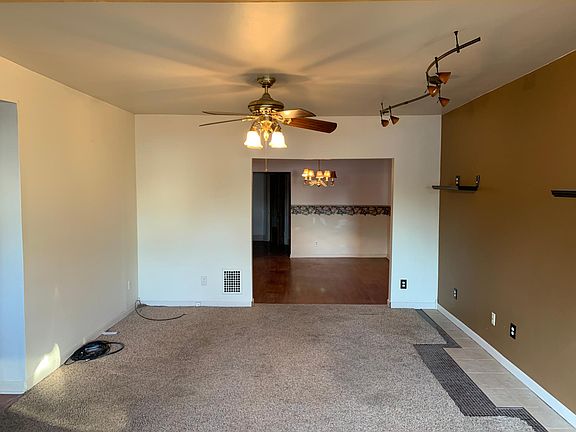 5th image of 24 Reo Ave #1