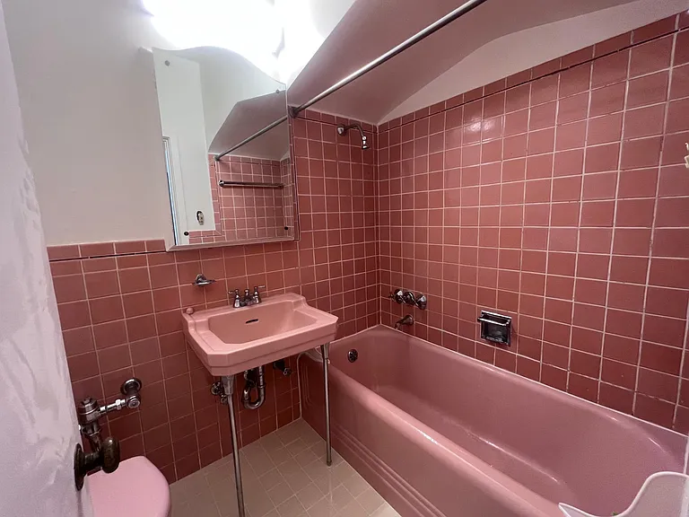 3055 Scott St #206 — Photo 15