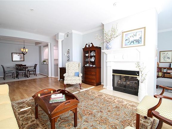 4th image of 225 E Ponce De Leon Ave APT 414