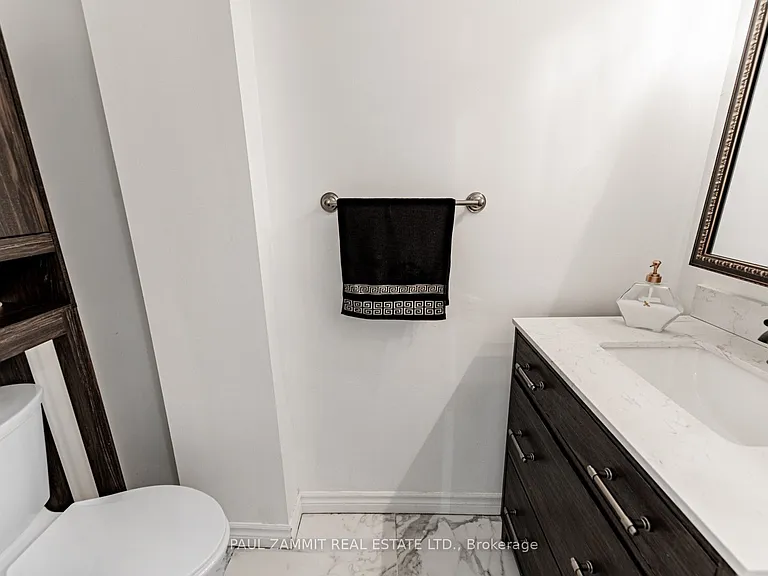 42 Windsor Court Rd — Photo 9
