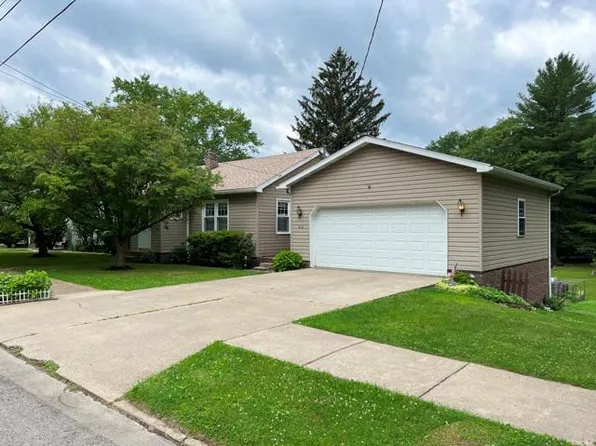 1802 W 1st St, Oil City, PA 16301