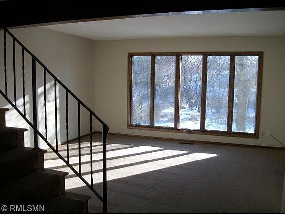 4th image of 434 E 11th Street