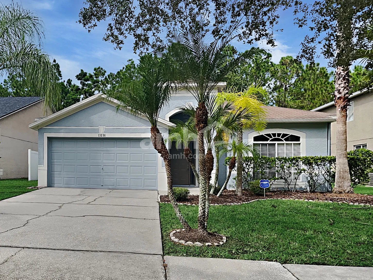 3 bed, 2.0 bath, 1994 sqft, $3,195 — Photo 1