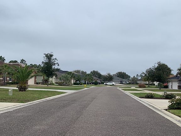 4th image of 421 Palazzo Cir