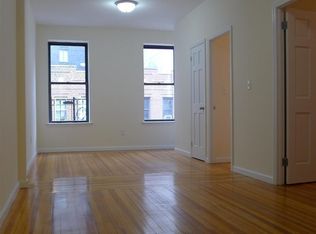 4120 29th St #3B, Long Island City, NY 11101