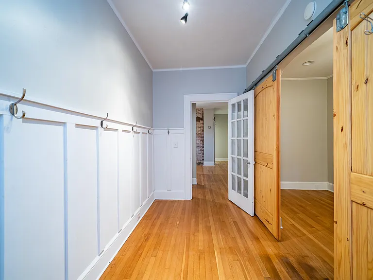 24 Robindale Ave #2 — Photo 2