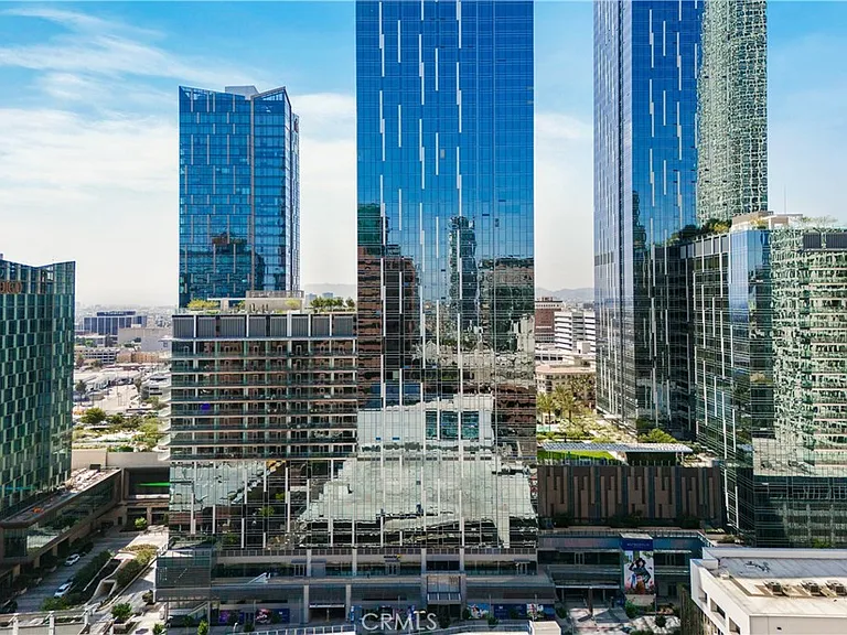 877 Francisco St #717 — Photo 42