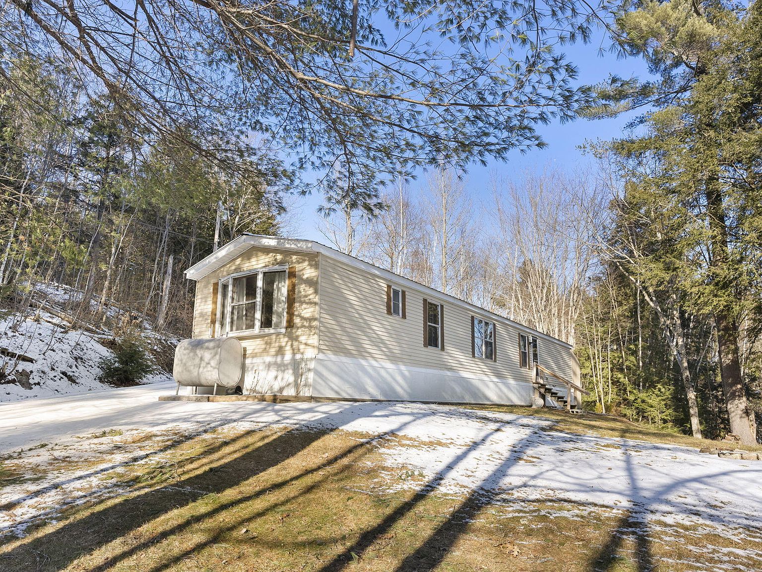 27 Steep Drive, Norway, ME 04268 Zillow
