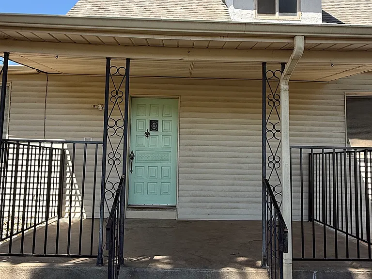 Bloss Ave — Photo 6