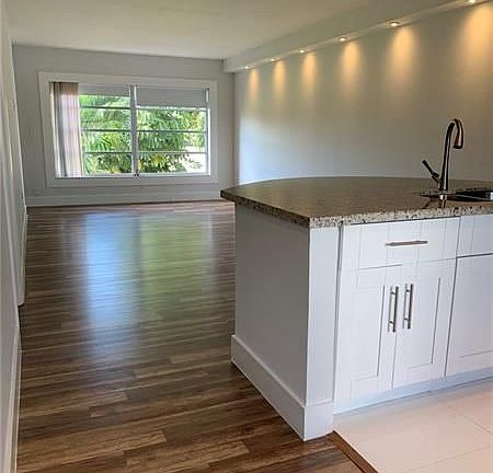 5th image of 7817 Golf Circle Dr APT 207
