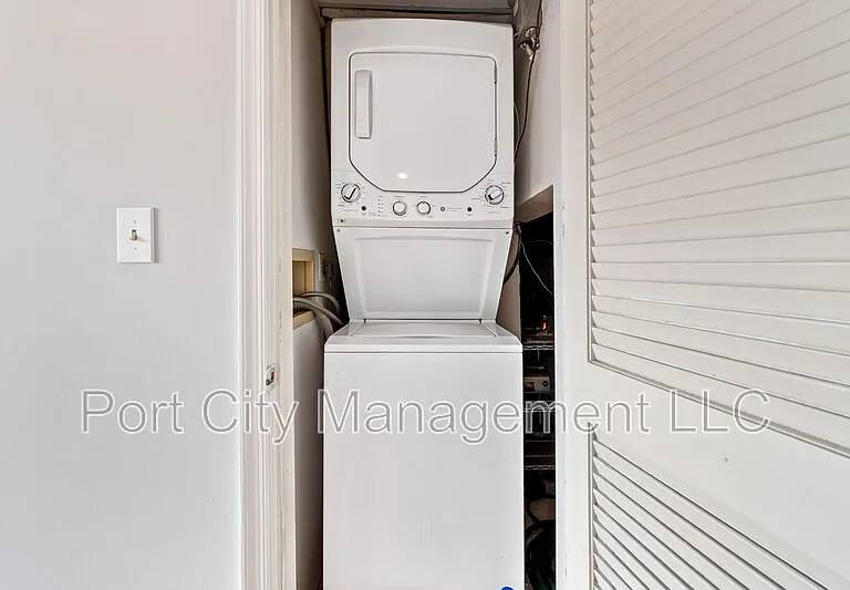 911 S Charles St #310 — Photo 25