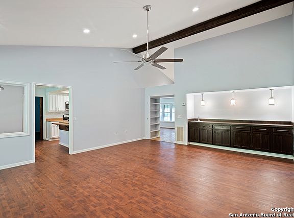 5th image of 16626 Willow Run St