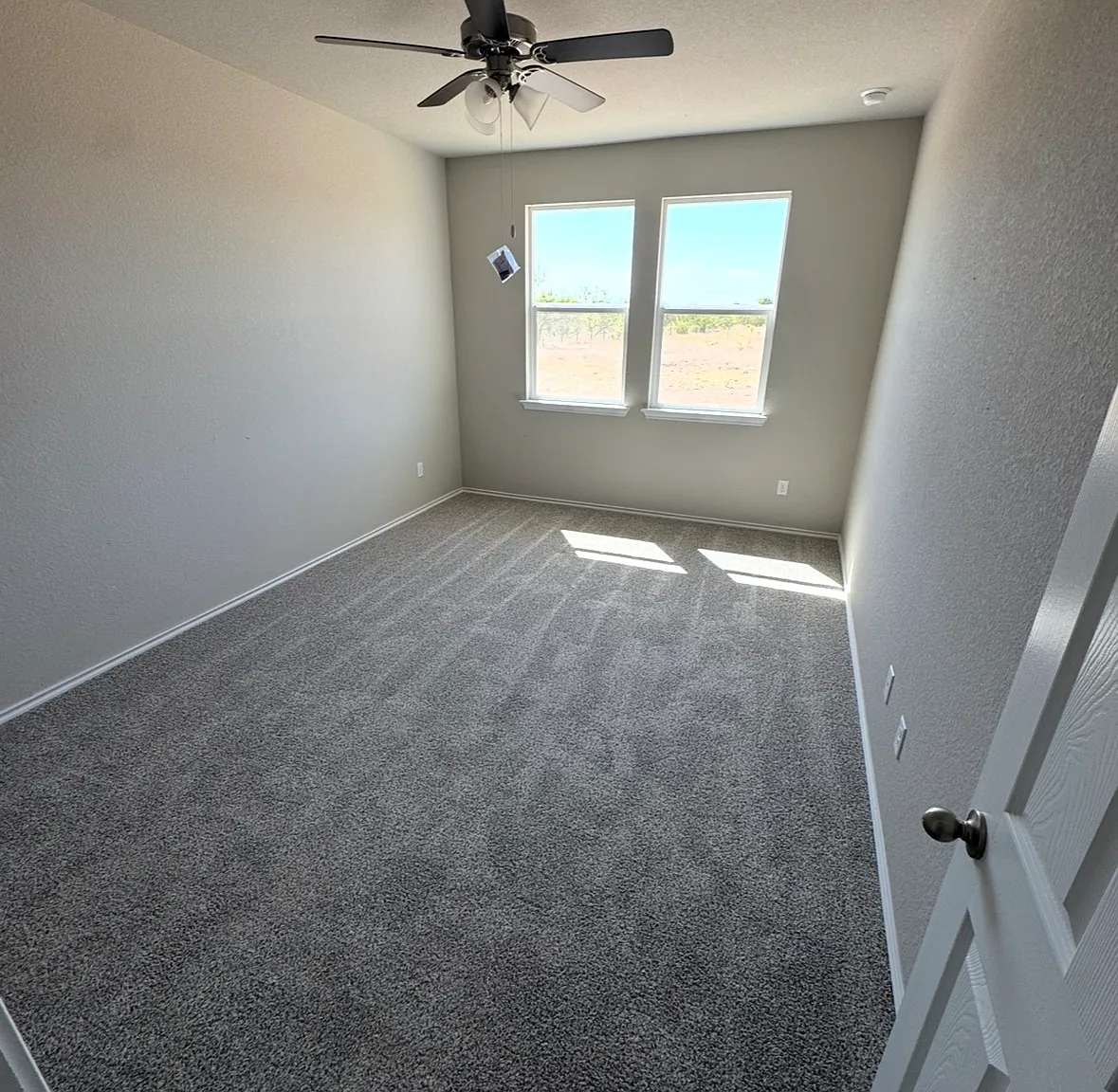 4 bed, 1479 sqft, $1,700 — Photo 4