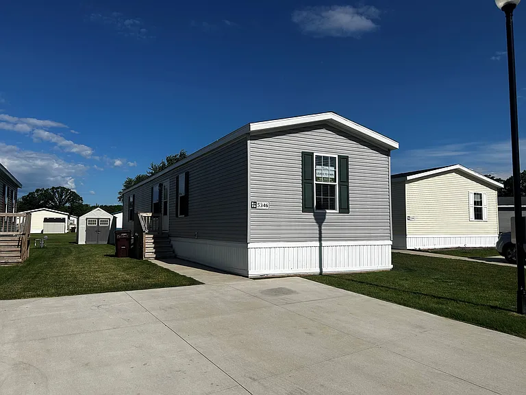 Ravinia Anchor Bay — Photo 29