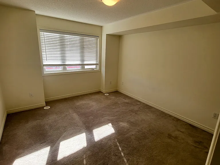 2420 Baronwood Dr #34-04 — Photo 9