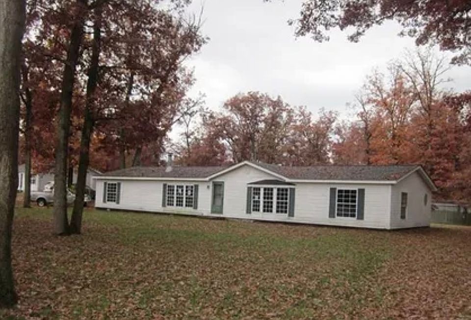 1st image of 4425 Bartlett Ln