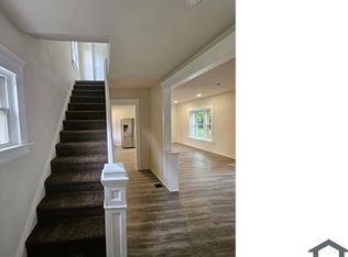 517 East Ave, Akron, OH 44320