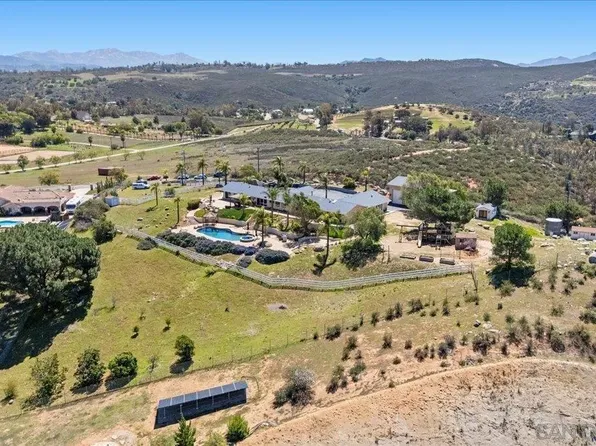 20403 Rancho Villa Rd, Ramona, CA 92065