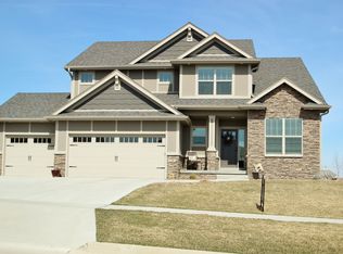 716 NE 56th St, Ankeny, IA 50021