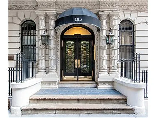 Sold by Douglas Elliman | media 27