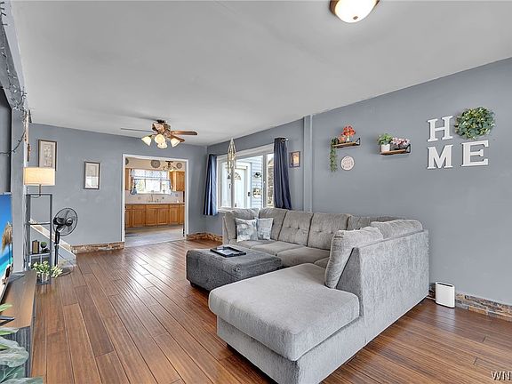4th image of 190 William St