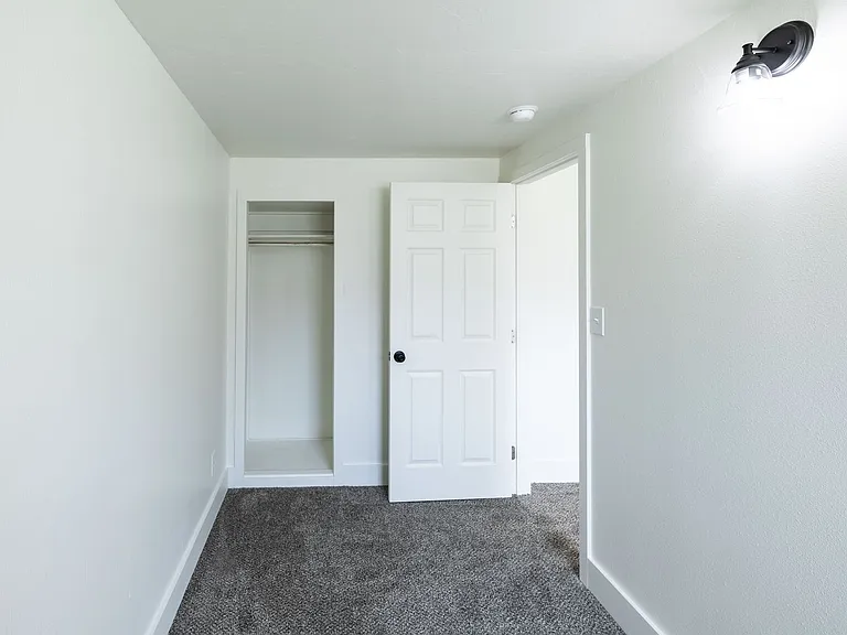 D1420AV — Photo 21