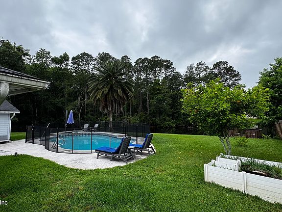 2nd image of 13172 RIVERGATE Trail E