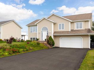 16 Bramwell St W, Charlottetown, PE C1E2L2