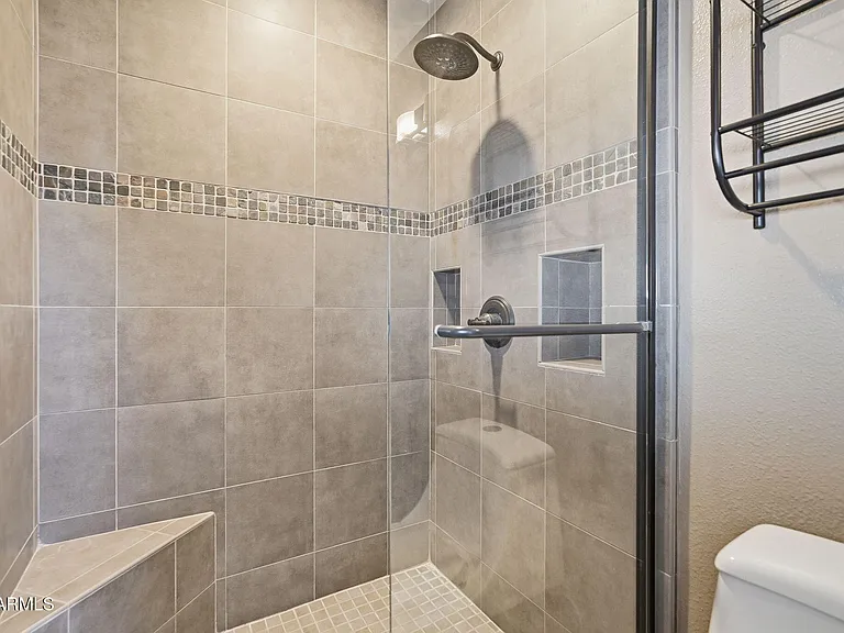 8307 E Clarendon Ave — Photo 20
