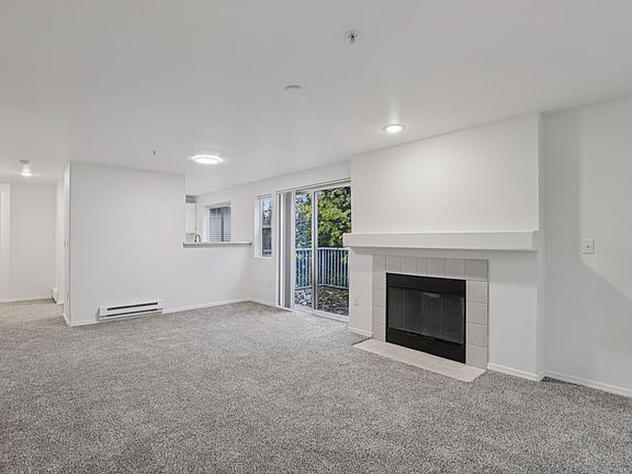 5th image of 5502 NE Hidden Creek Dr #203