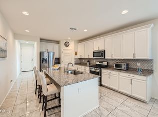2936 W Brilliant Sky Dr, Phoenix, AZ 85085