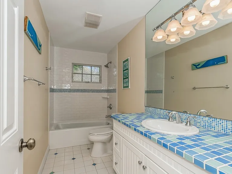 38 Cliff Rd — Photo 17