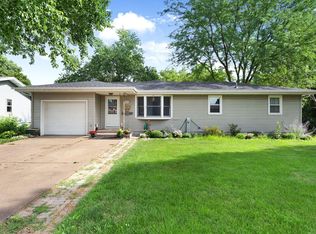 2109 Americana Ave, Muscatine, IA 52761