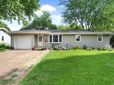 2109 Americana Ave, Muscatine, IA, 52761