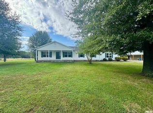 5569 Stotlar Rd, Herrin, IL 62918