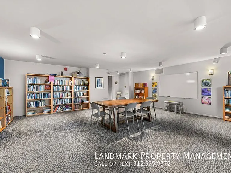 6033 N Sheridan Rd #35D — Photo 39