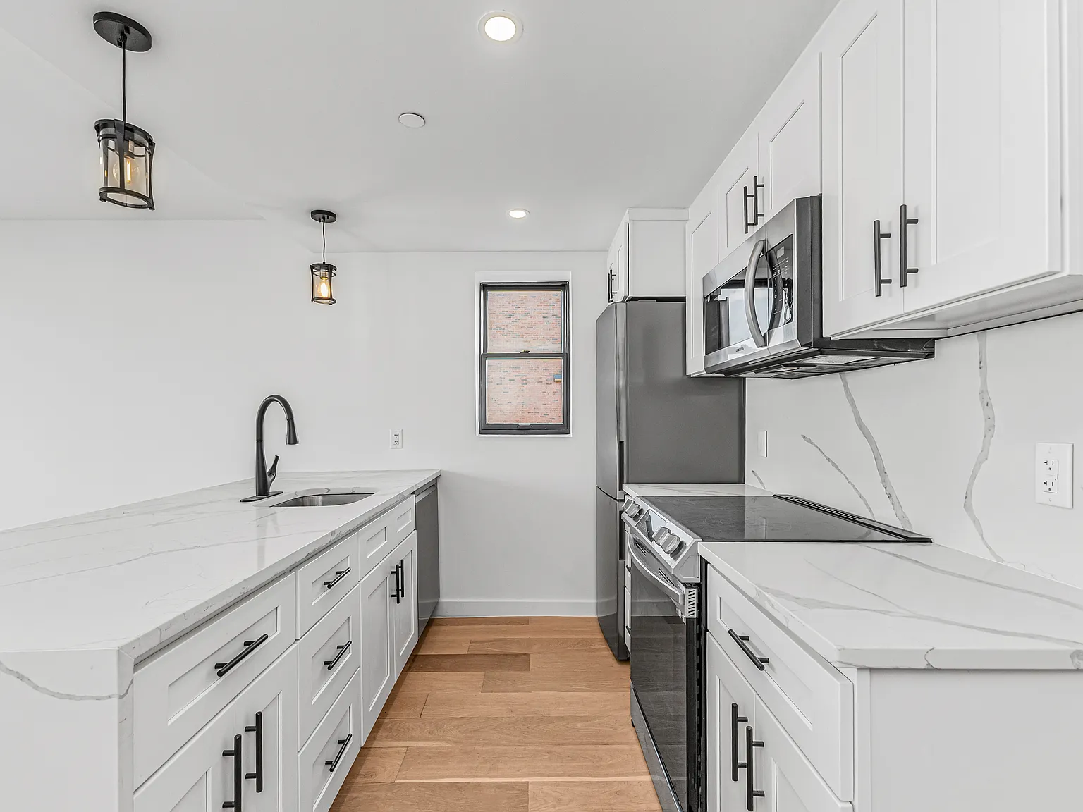 21-08 31st Avenue — Photo 2
