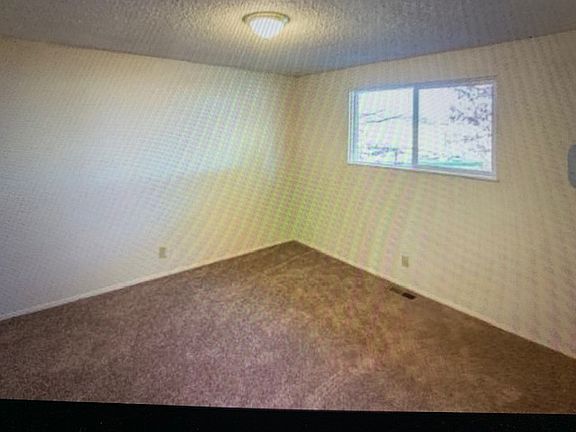 4th image of 8521 E Mission Ave