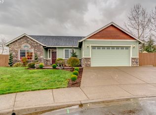 748 Trinity Ct, Molalla, OR 97038
