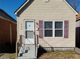 909 Iowa St, Madison, IL 62060