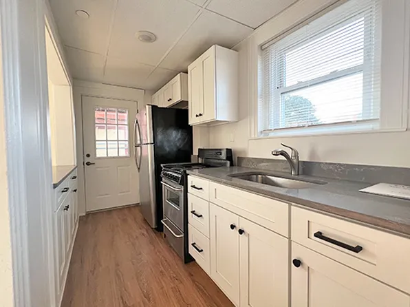 278 Cabot St, Beverly, MA