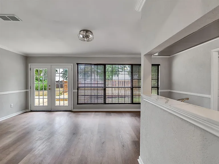 807 Dr Martin Luther King Jr Pl N — Photo 3