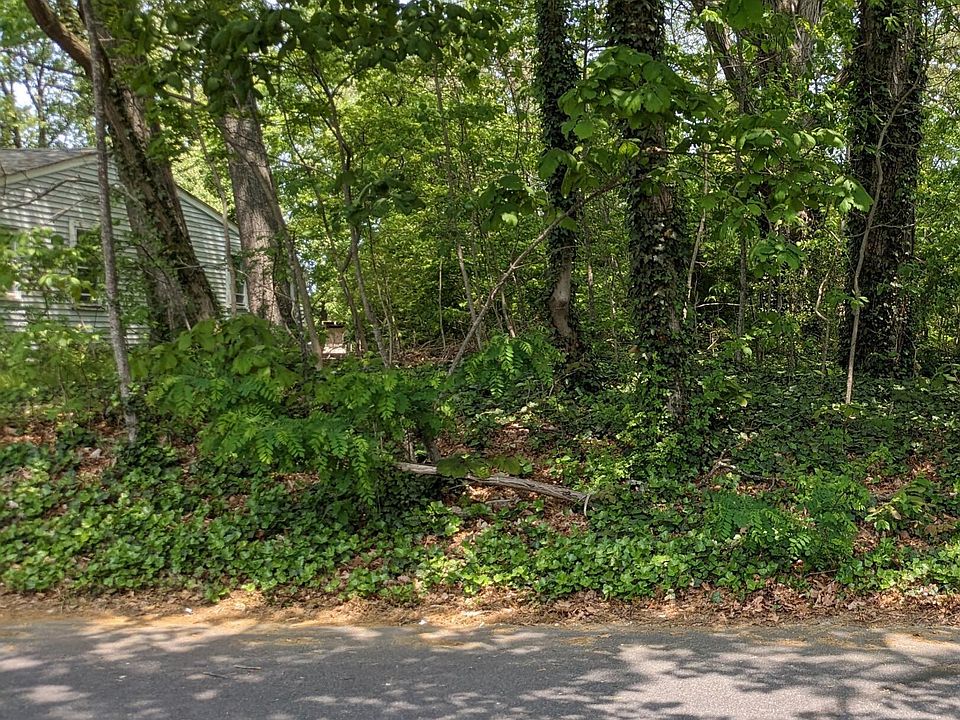 1st image of 335 Buermann Avenue