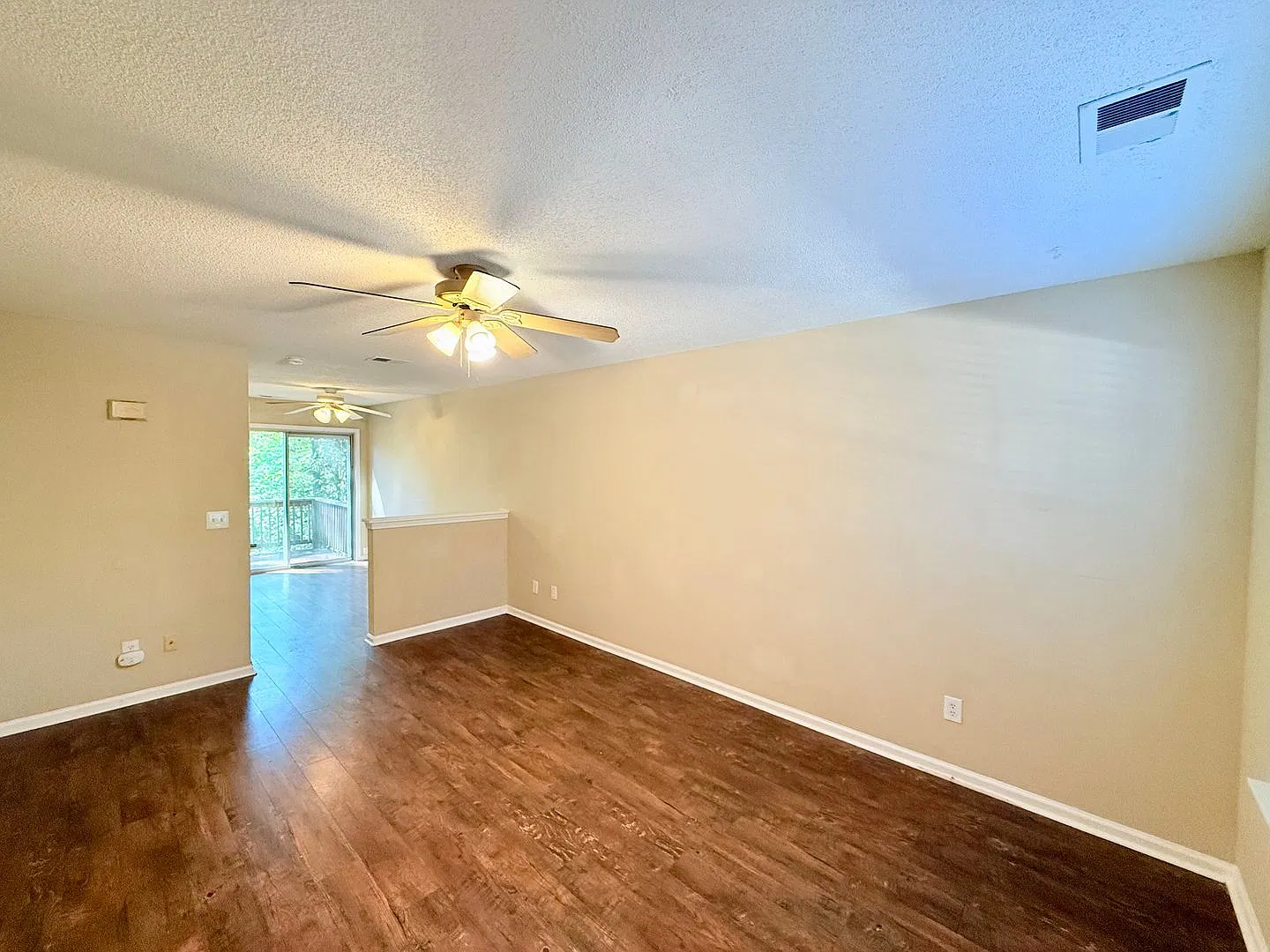 Exbury Ct 9122 — Photo 2
