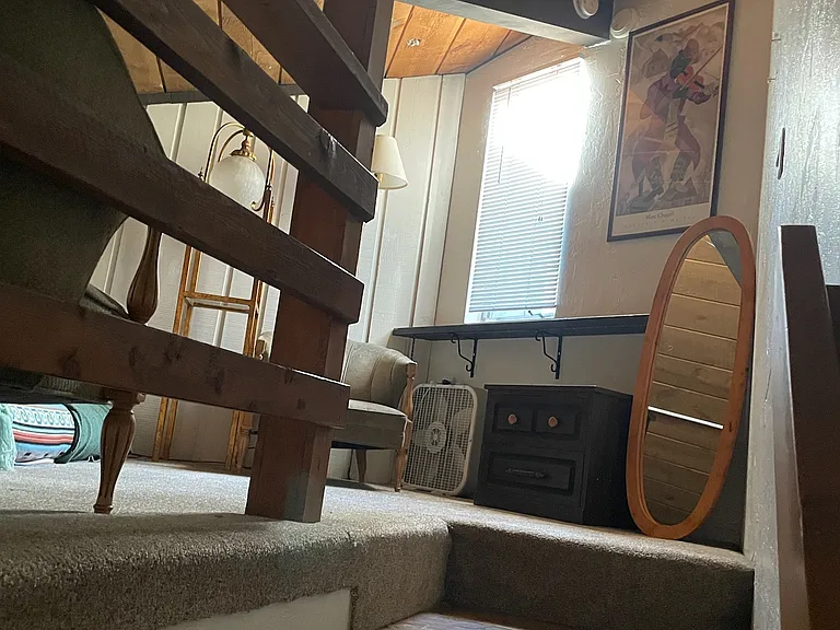Upper loft view from stairs