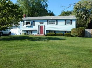 68 King Phillip Ln, Hanover, MA 02339