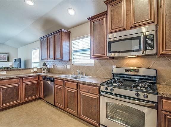 5th image of 3006 Morgan Dr