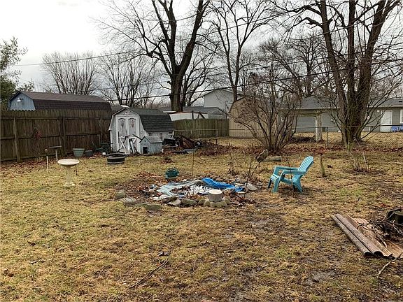 3rd image of 6191 S County Road 121 E